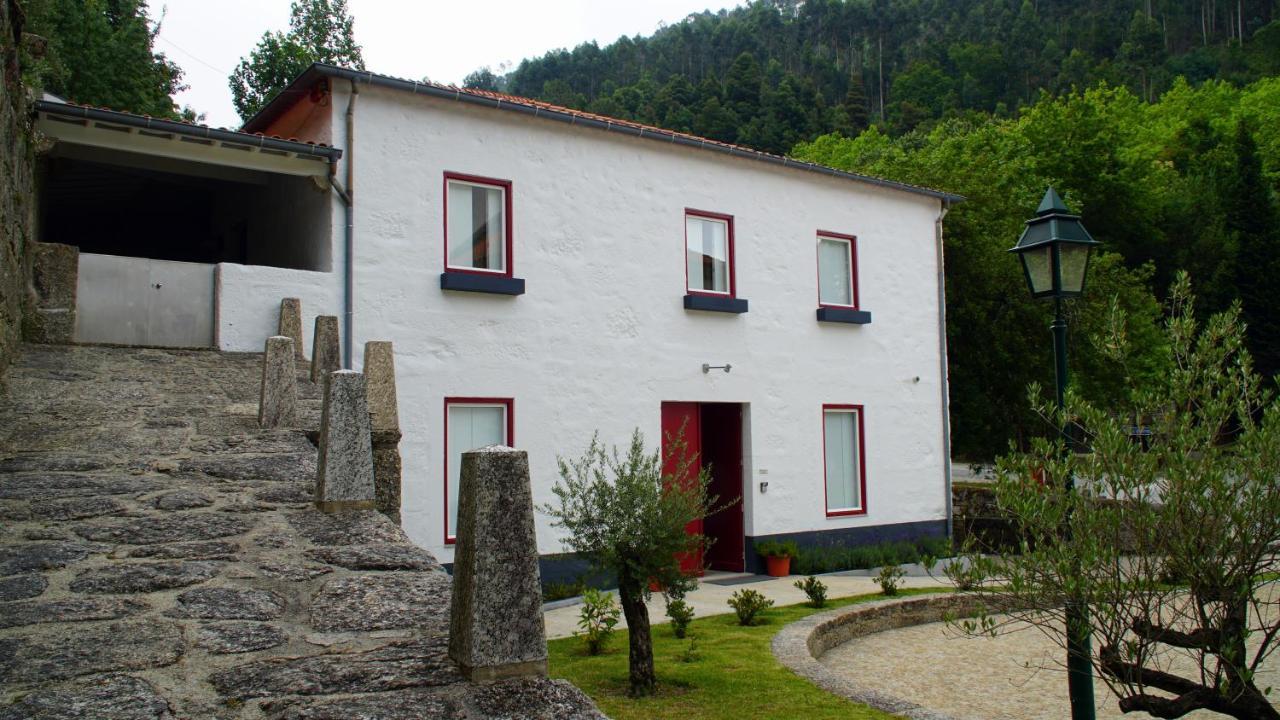 Villa Casa Abrigo Do Lagar Amares Exterior foto